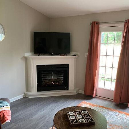 Comfy, Stylish Townhome Near I-20! Augusta Exterior photo
