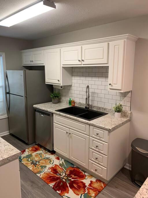 Comfy, Stylish Townhome Near I-20! Augusta Exterior photo